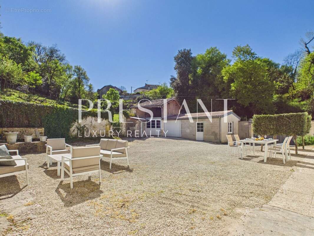 Maison à SAINT-BRICE