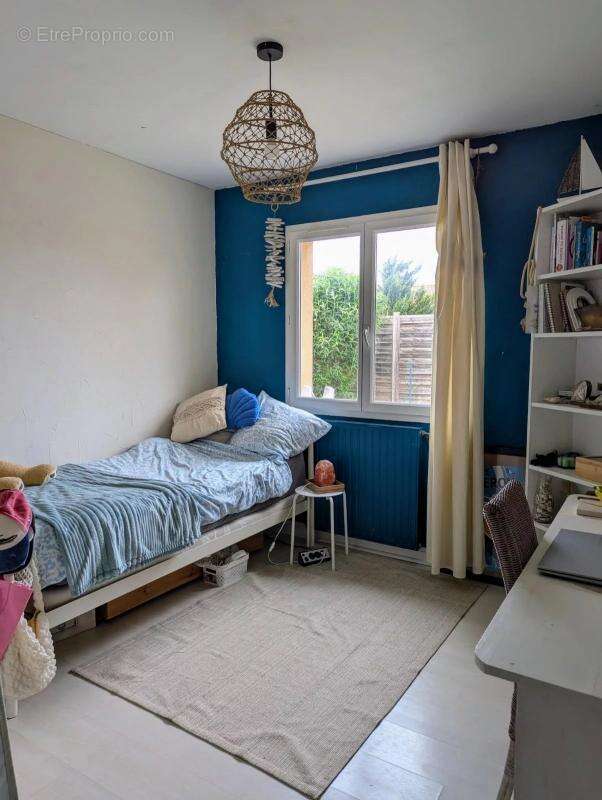 Maison à VEAUCHETTE