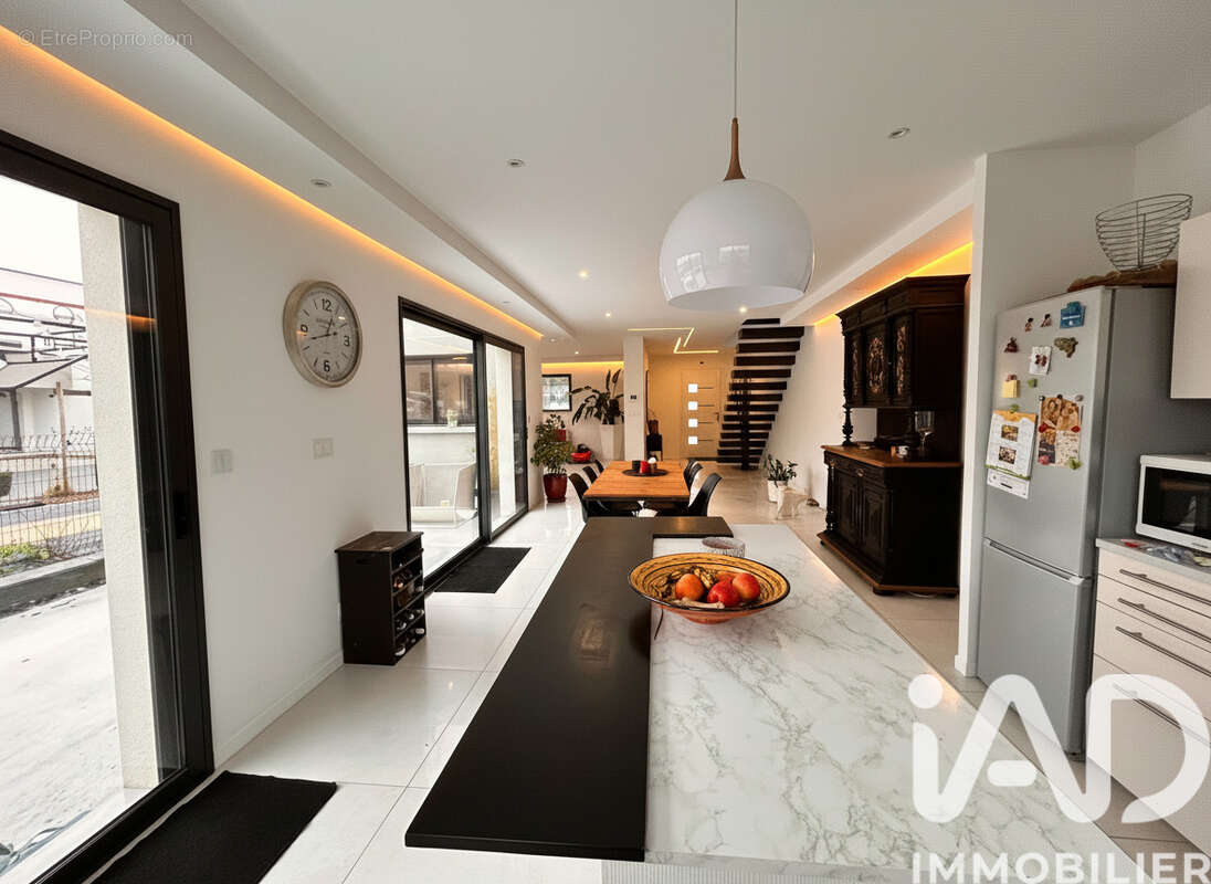 Photo 6 - Maison à SAINT-ERBLON