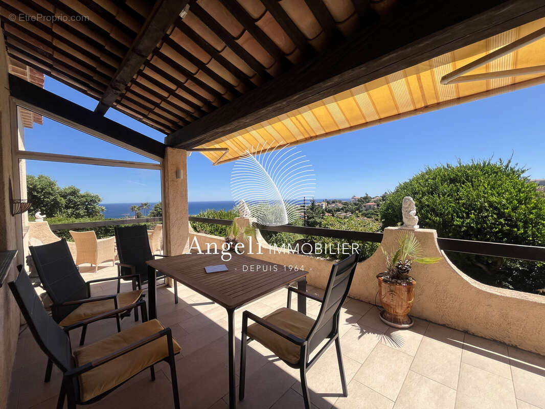 Maison à FREJUS