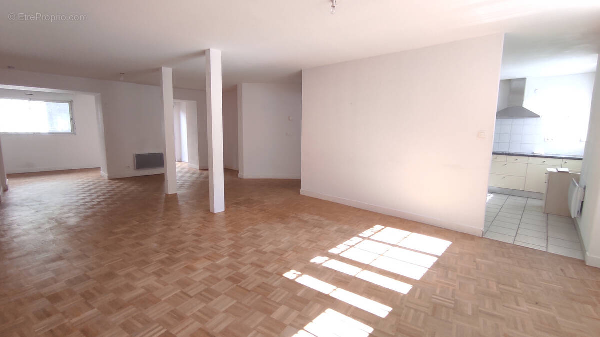 A vendre appartement t5 135m2 orleans centre - photo 2