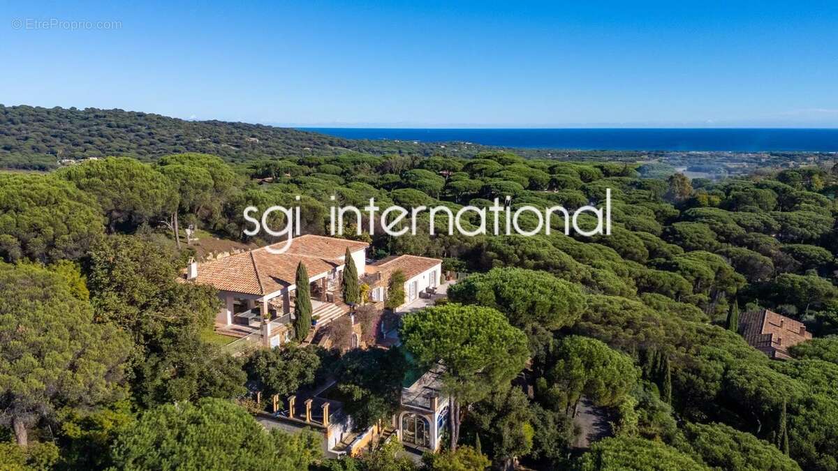 Maison à RAMATUELLE