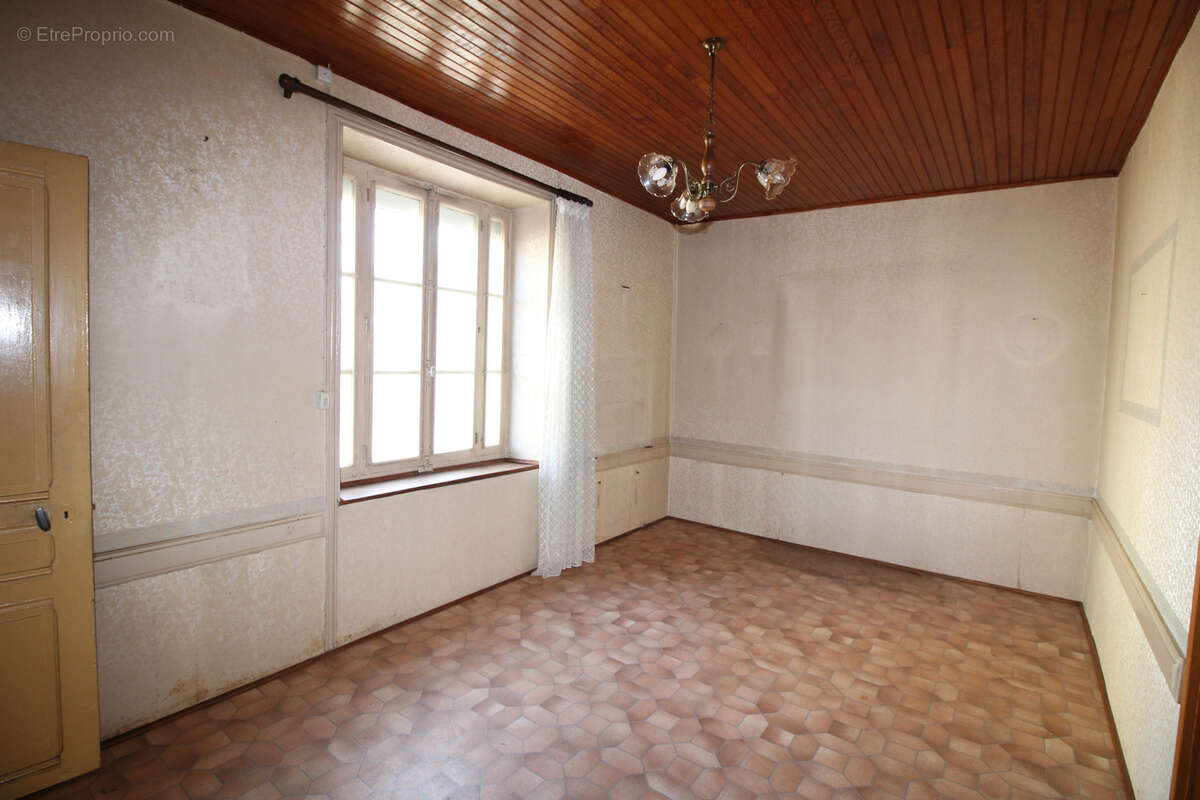 Maison à BOURGOIN-JALLIEU