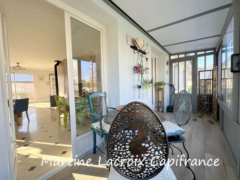 Dpt sarthe (72), à vendre la ferte-bernard - maison contemporaine  p6 de 145 m² - terrain de 741m² - photo 3