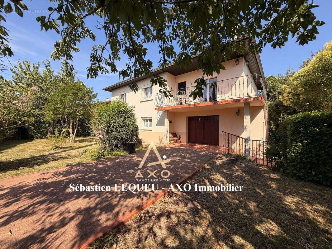 maison Familiale de 155m2 proche centre Saint Genies - photo 12