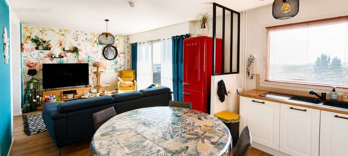 BEAUVAIS – Résidence Jeanne Hachette – Appartement F5 de 96,16 m² avec balcon, 5ᵉ étage avec ascenseur - photo 2