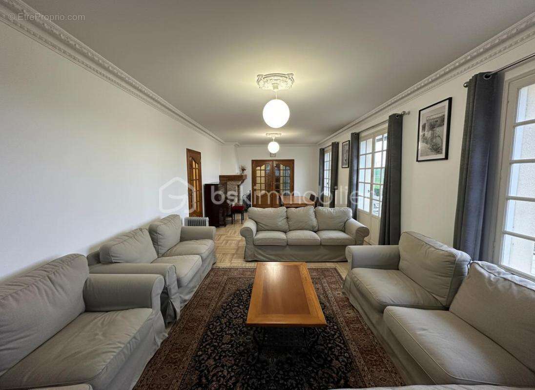 Maison à LE TEILLEUL