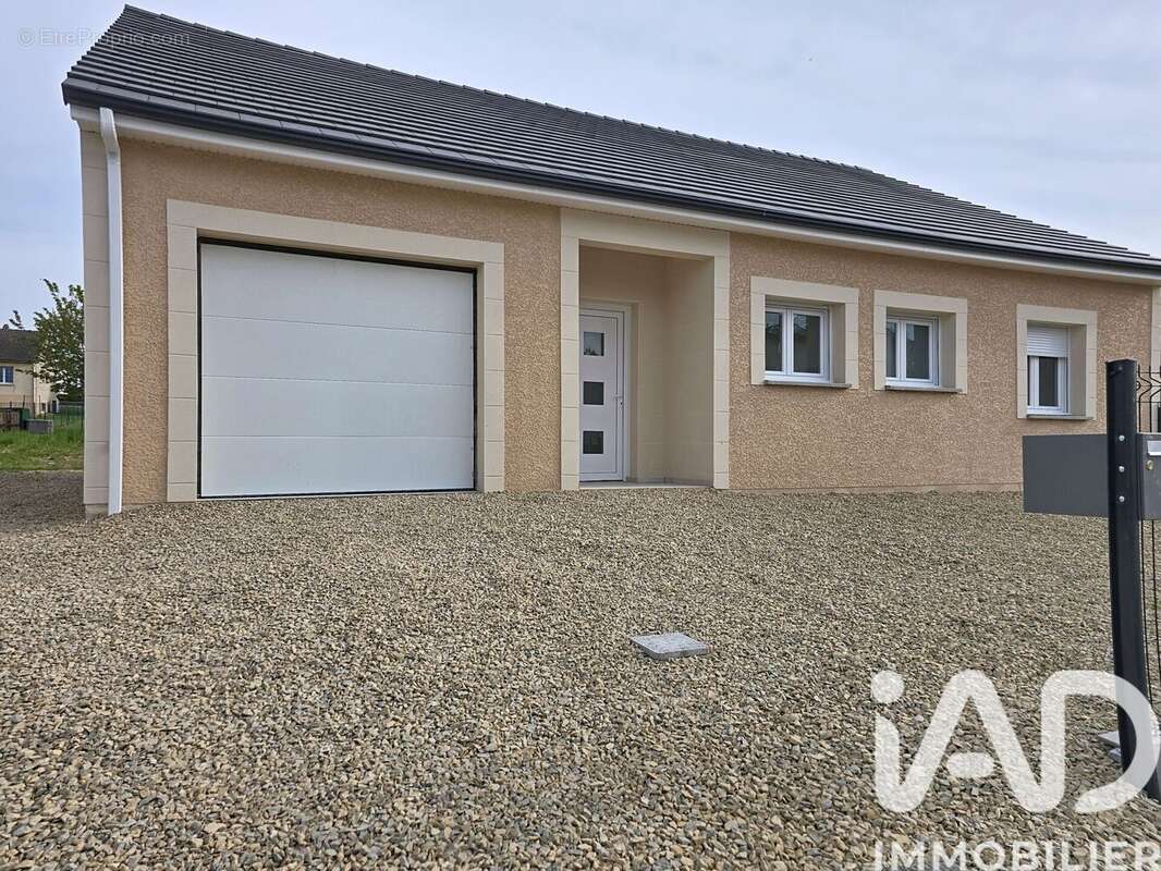 Maison 102 m² à Amagne  - photo 2