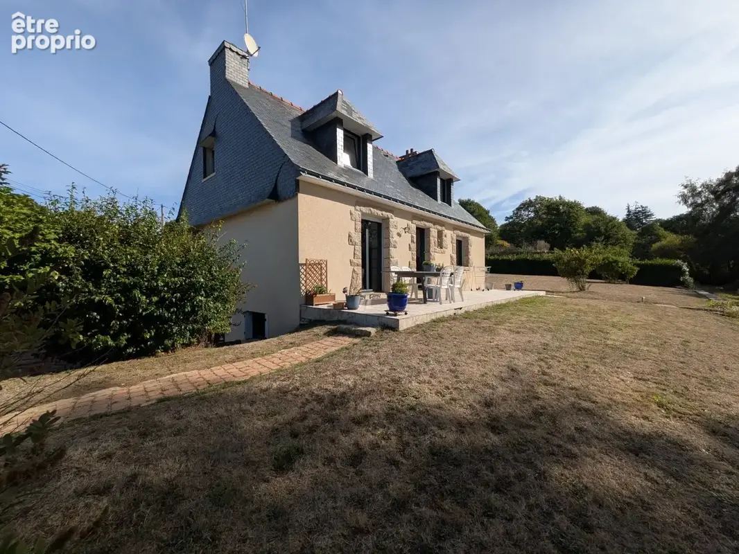 Maison à GUERN