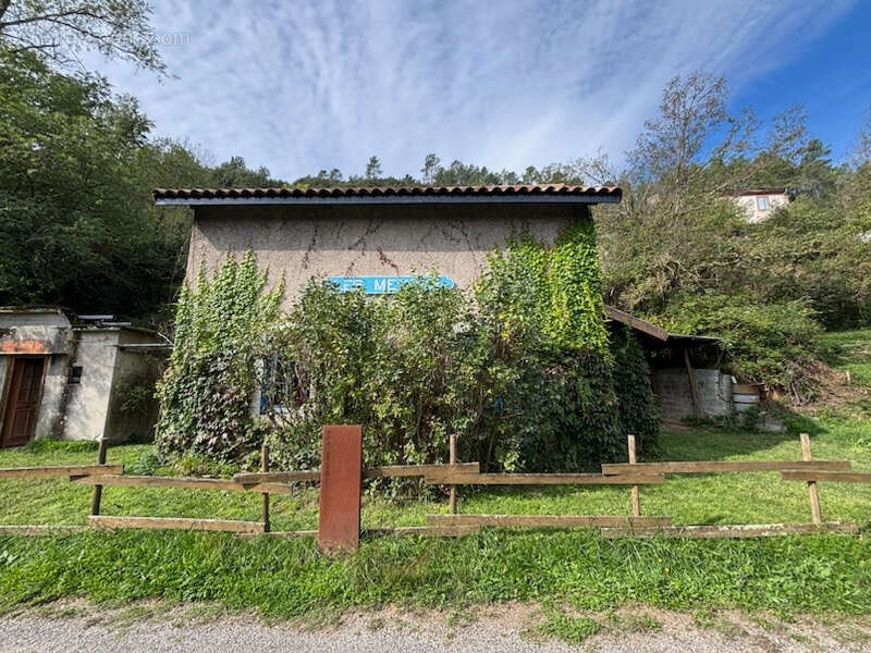 Maison à SAINT-FORTUNAT-SUR-EYRIEUX
