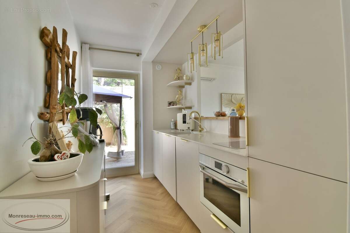 Appartement à LE CANNET