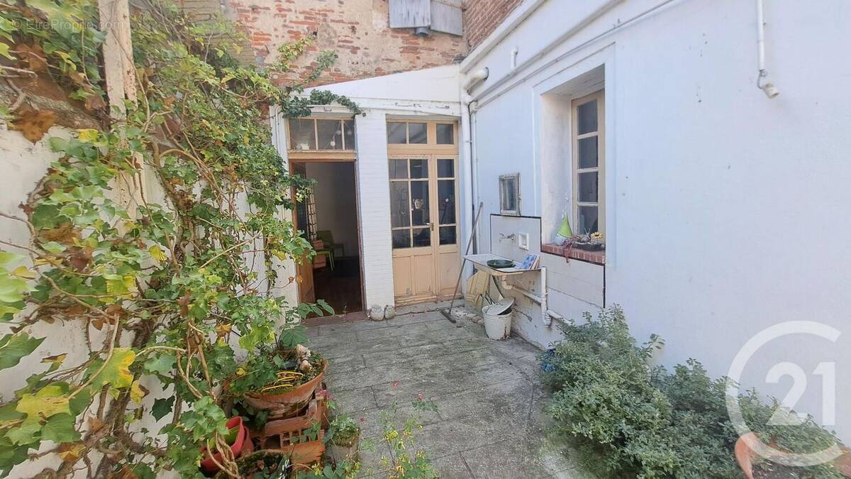 Maison 280 m² à Montesquieu-Volvestre  - photo 14