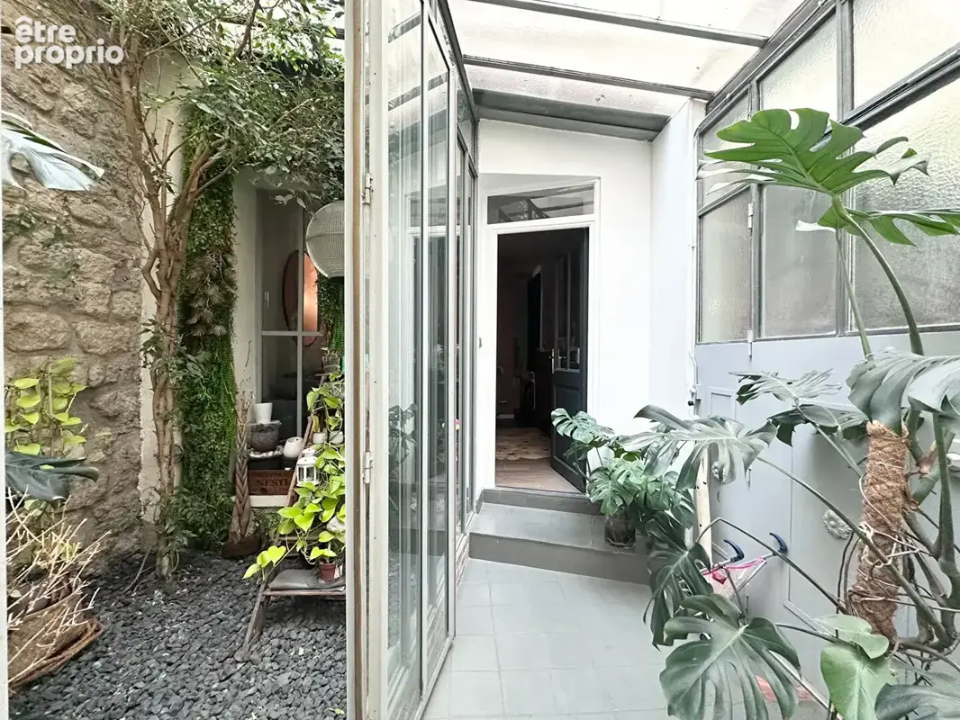 Paris 18ème loft de 93.35 m2 - photo 2