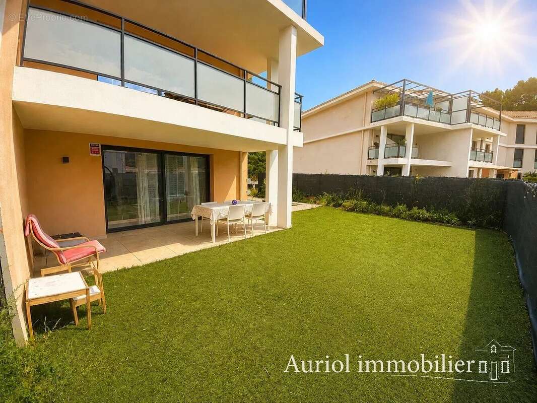 Appartement à AURIOL