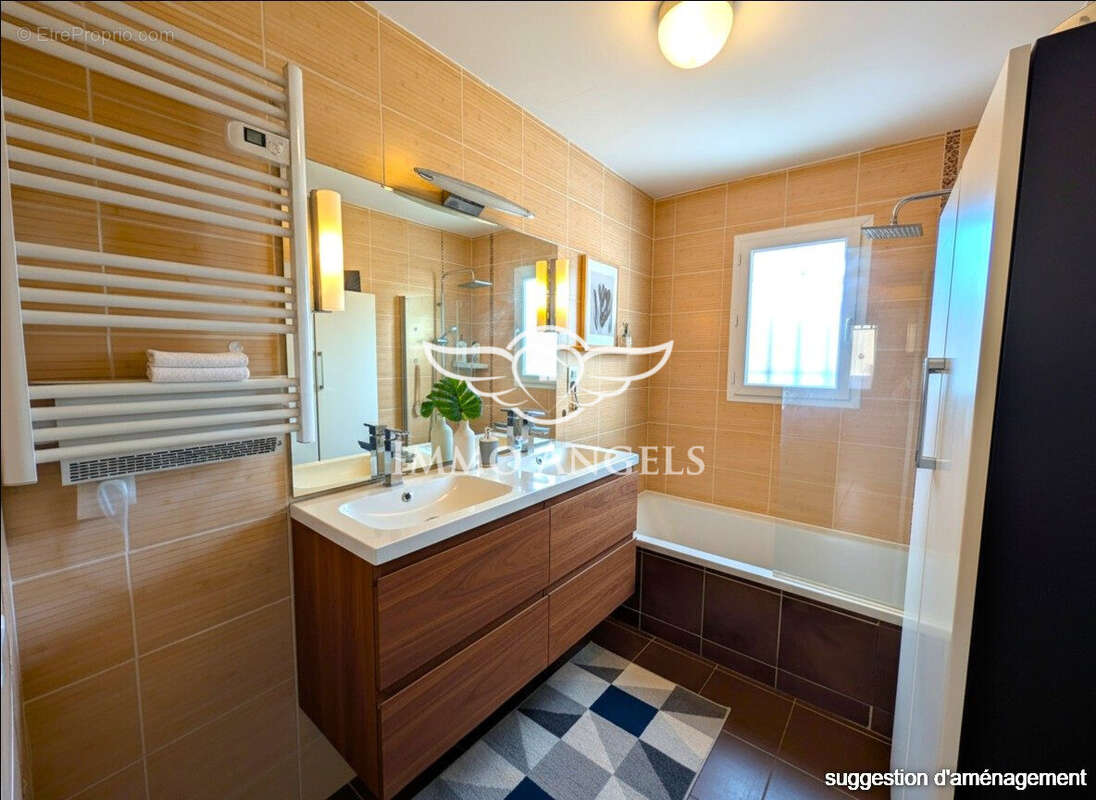 Maison à SAINT-GILLES