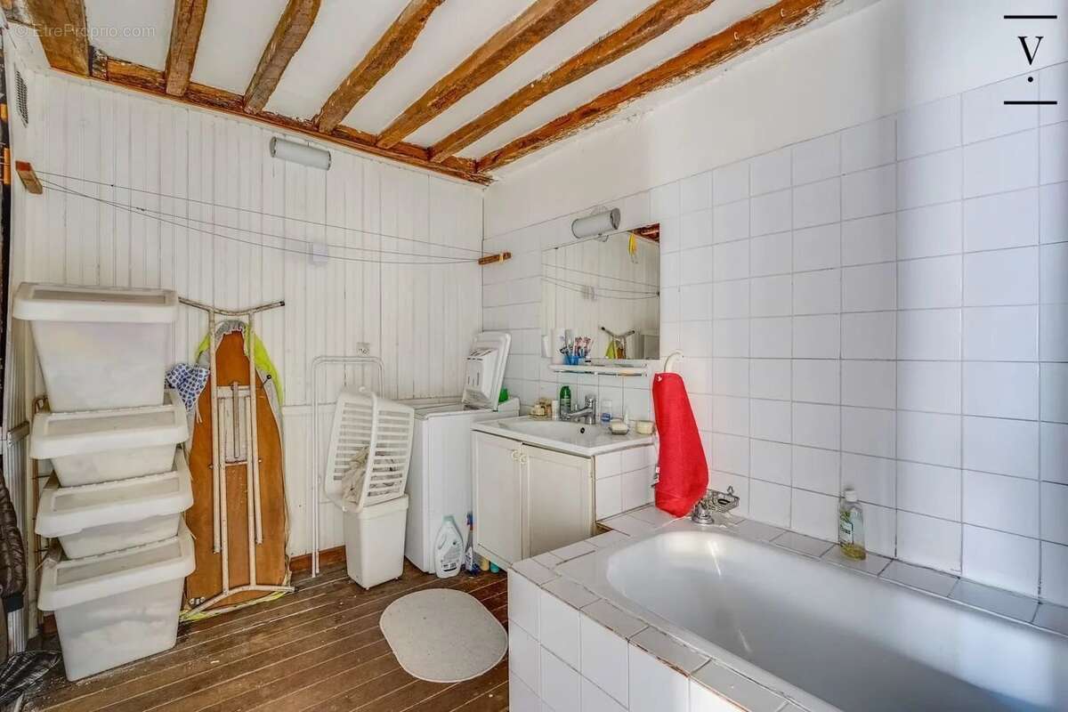 4° - proche quais de seine - duplex en dernier etage - photo 11