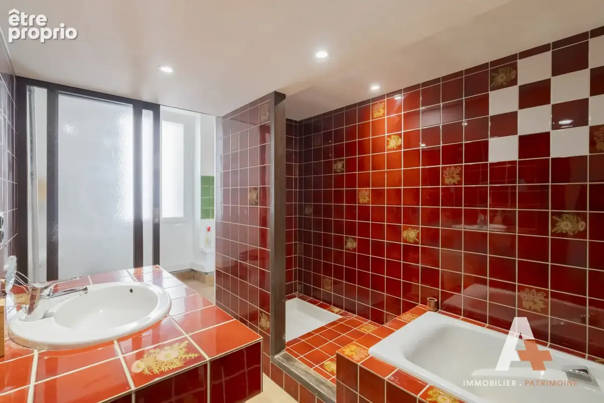 Vente Marseille 13008/ Rouet - Place Razzenti / Maison de ville - photo 8