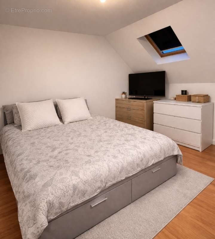 Maison à SAINTE-GENEVIEVE