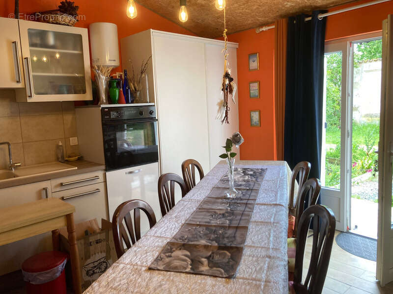 Dpt Charente Maritime (17), à vendre Sainte-Radegonde, maison P4, 113 m² - photo 12