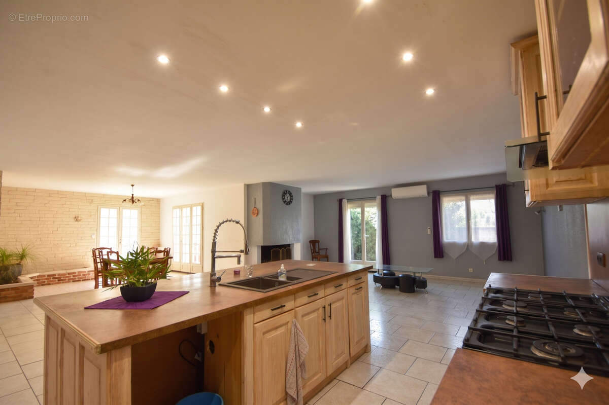 Maison à SAINT-MARCEL-SUR-AUDE