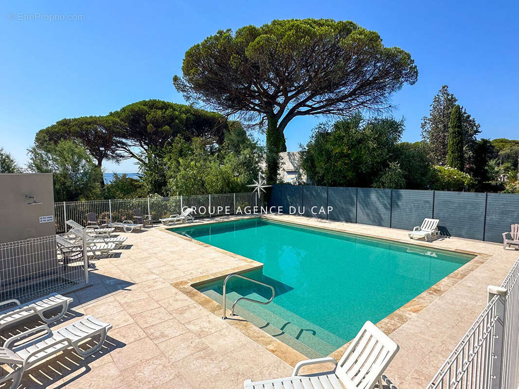 Exclusivite : appartement 45m2 avec vue mer a sainte maxime avec parking et garage - photo 11