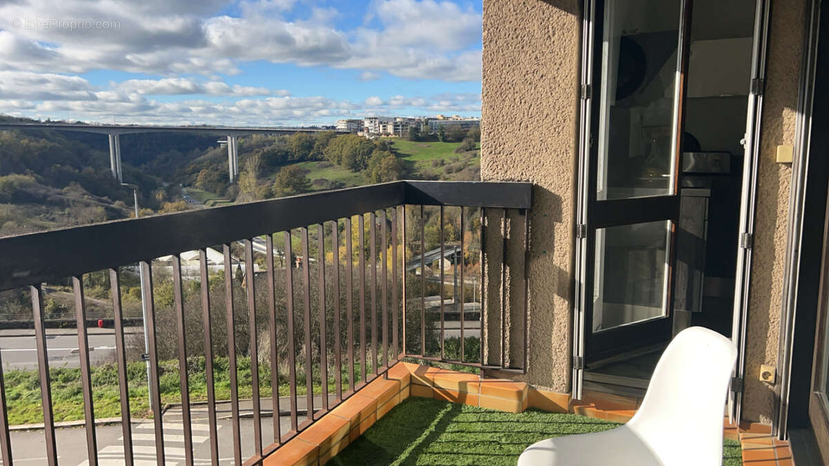 Rodez   Spacieux T5 lumineux de 101 m2 avec 2 terrasses, garage et parking privatif sécurisé - photo 7