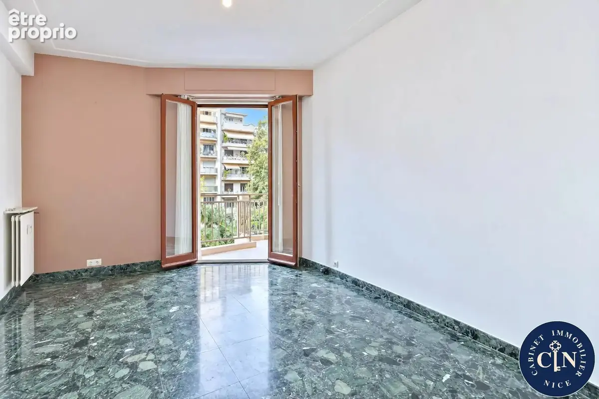 Appartement 2 pièces 46 m² à vendre à Nice (06000) - photo 2