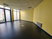 Commerce à MONTAIGU