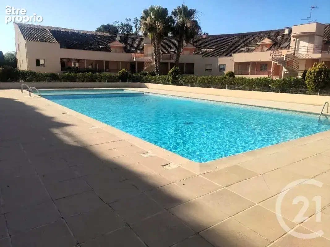Appartement 1 pièce 31 m² à vendre à Villeneuve-Loubet (06270) - photo 10
