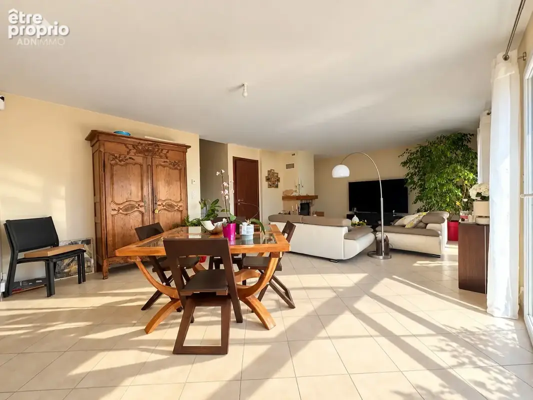 Maison 6 Pièces 141 m2 - photo 4