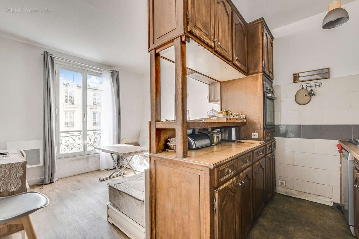 Appartement à PARIS-18E