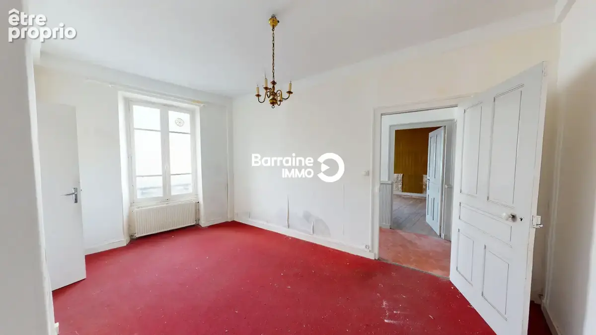 Maison spacieuse à rénover à Landerneau - 7 chambres, hyper centre - photo 6