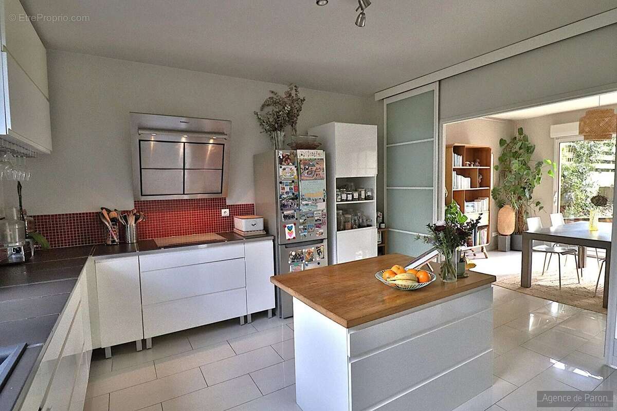 Maison à VERRIERES-LE-BUISSON