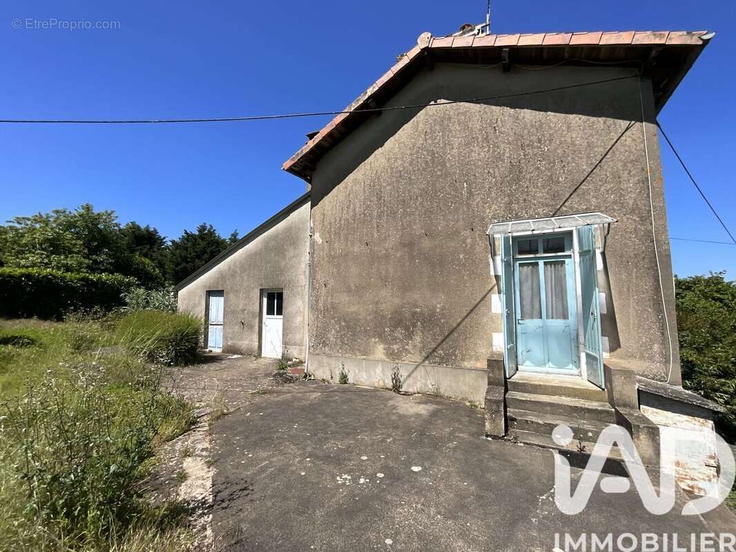 Photo 4 - Maison à VIVONNE