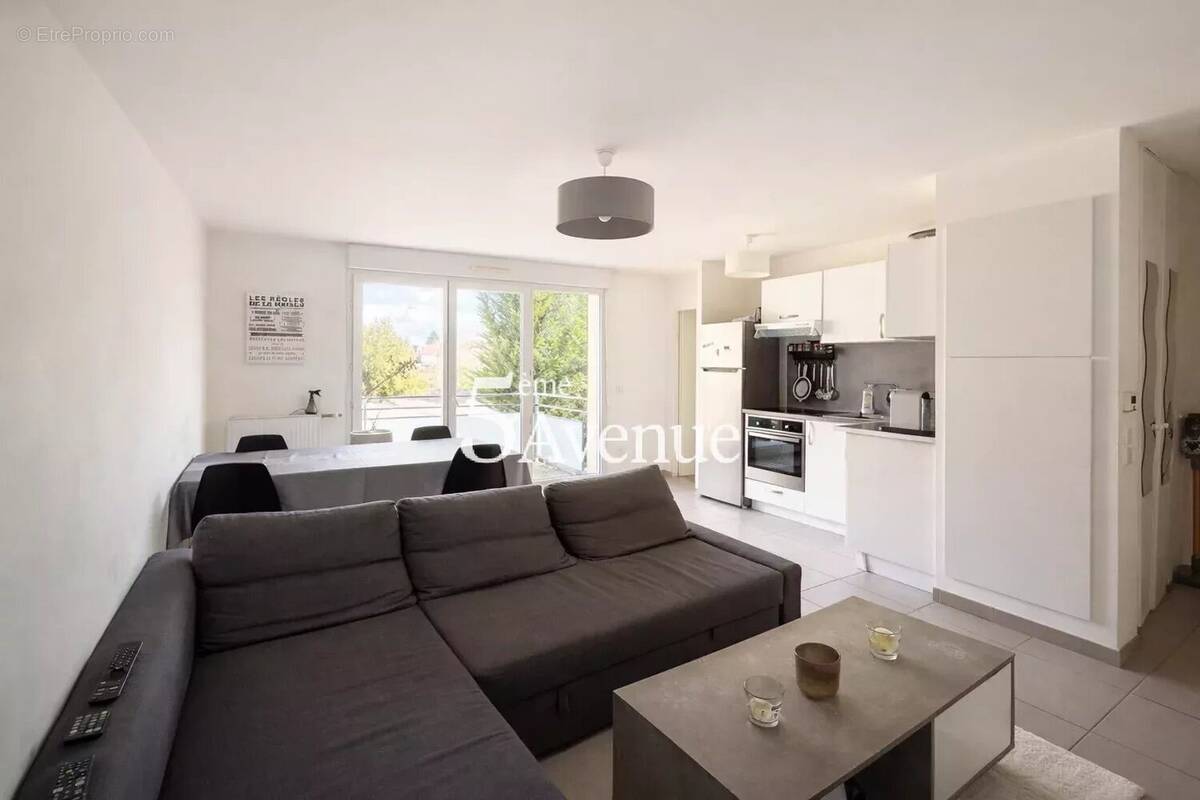 Appartement à FERRIERES-EN-BRIE