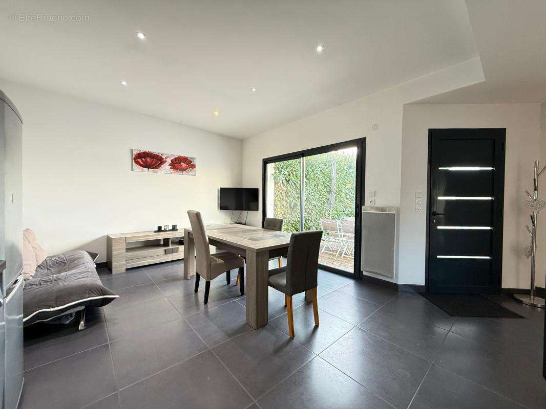 Maison à SAINT-SULPICE-DE-ROYAN