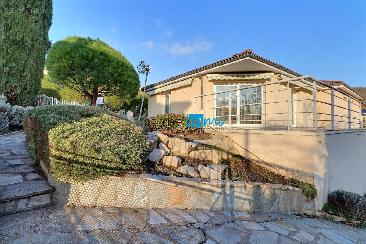 Maison à CLERMONT-FERRAND