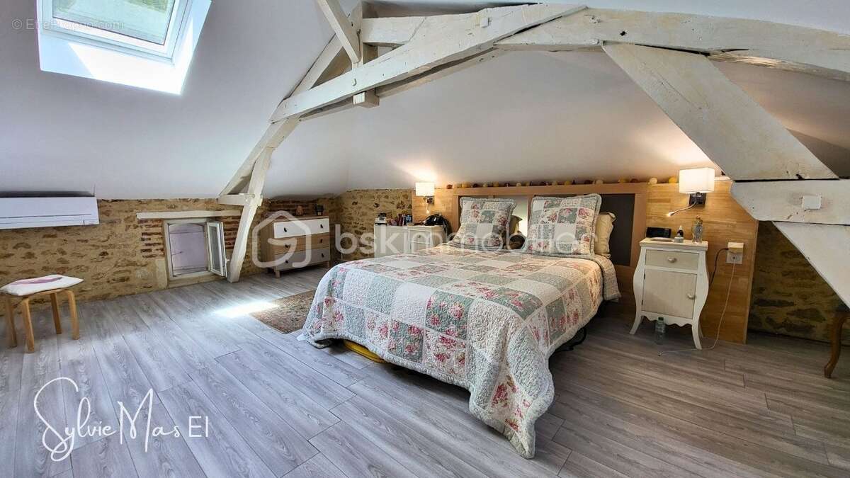 Maison à DURAVEL