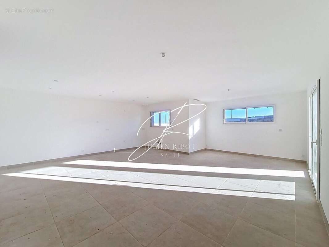 Photo 4 - Maison à SAUVIAN