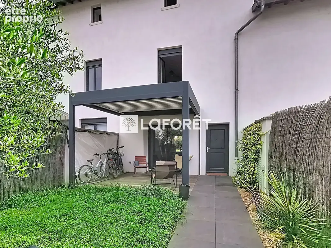 Maison en pisé rénovée avec goût  neuville-sur-saône - photo 3