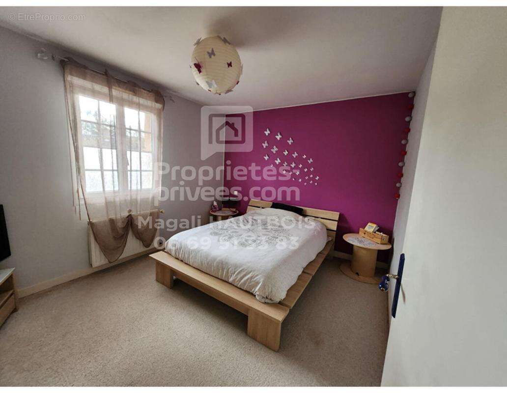 Maison à SAINT-HILAIRE-DU-HARCOUET