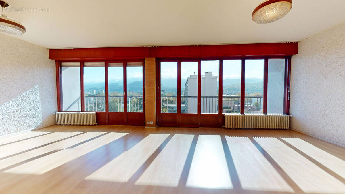 Appartement à ECHIROLLES