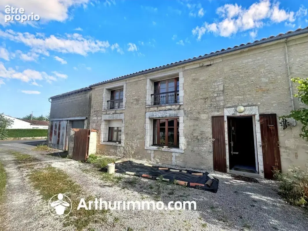 Vente Maison Villeneuve-la-comtesse(17330) 188 000ï¿œ - photo 2