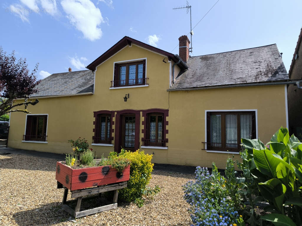 Maison à MONTAPAS