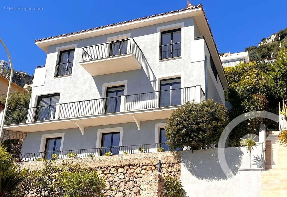 Maison à ROQUEBRUNE-CAP-MARTIN