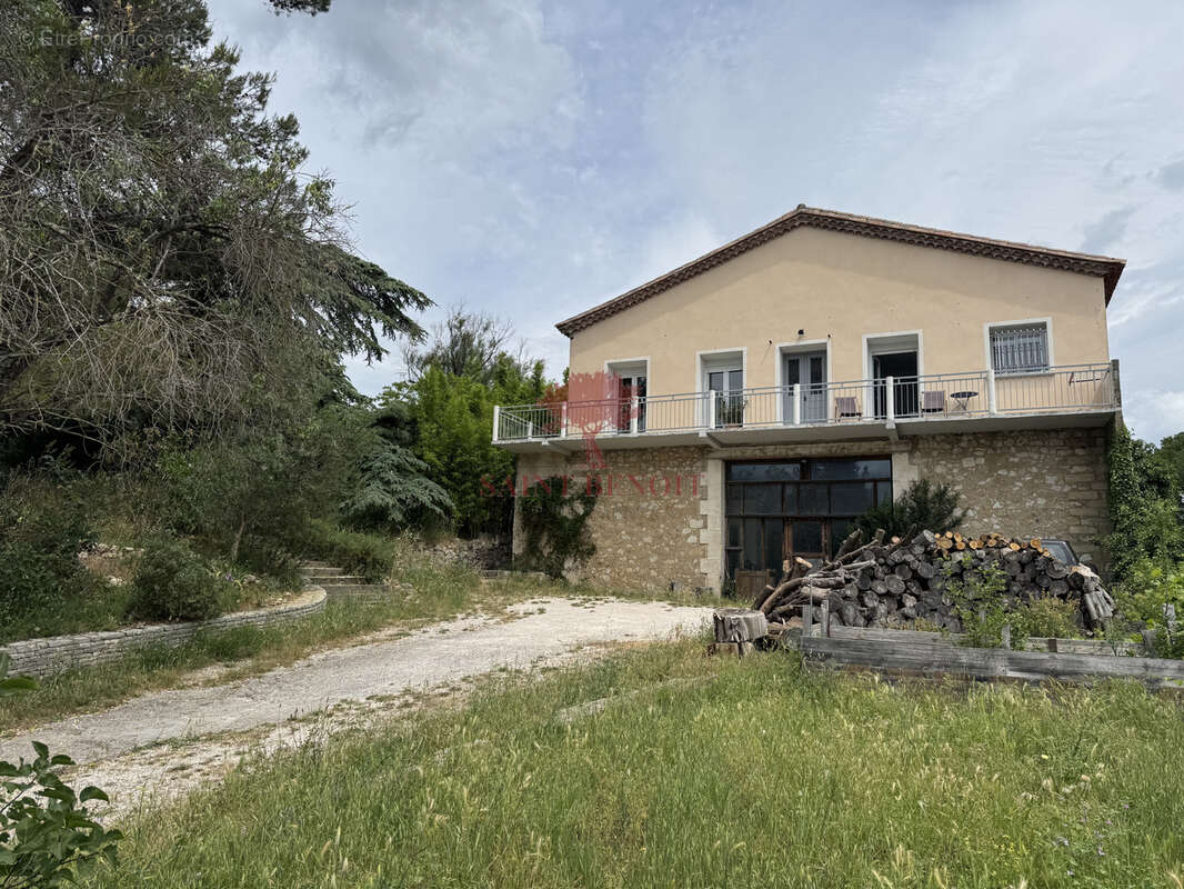 La boissiere vente maison vigneronne avec jardin - photo 3
