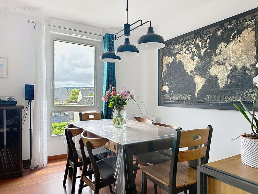 Appartement à TOURLAVILLE