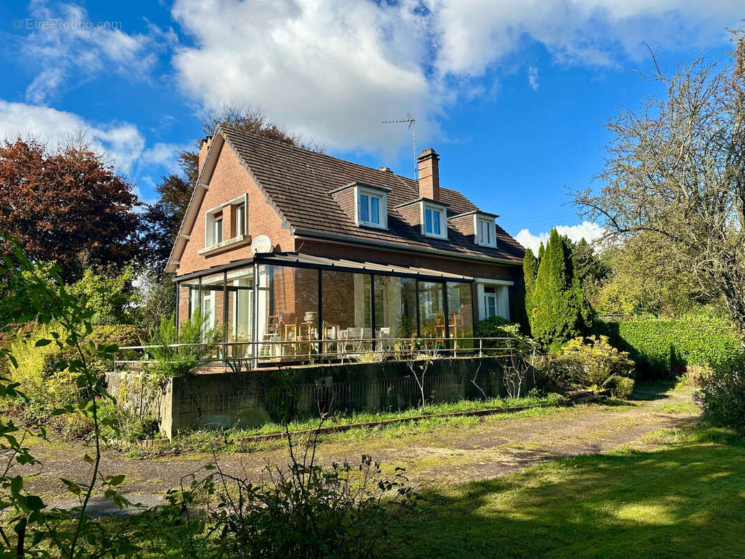 Maison à NEUFCHATEL-EN-BRAY