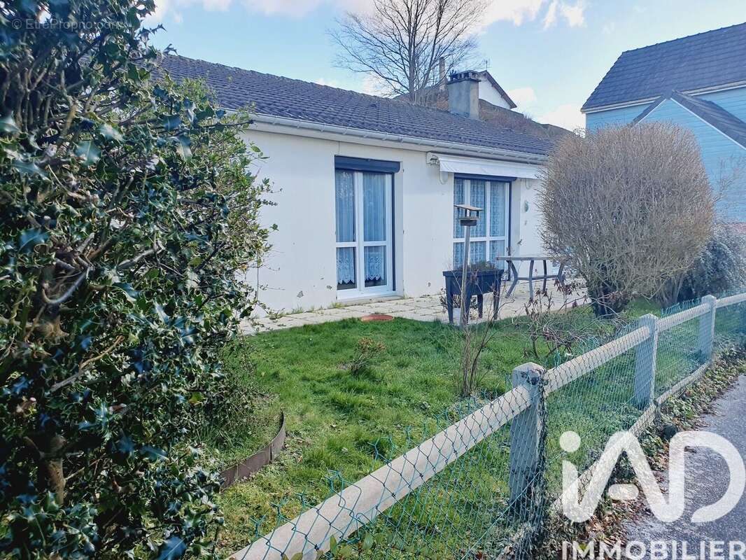Photo 2 - Maison à CRESSY
