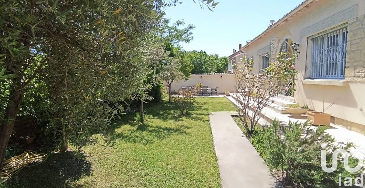 Photo 1 - Maison à CAVAILLON